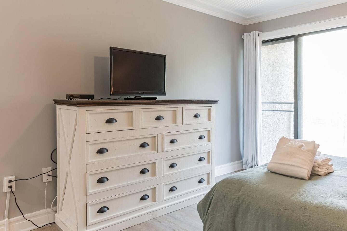 Forest Beach Condo Walk To Coligny, Pool, Tennis Хилтън Хед Айлънд Екстериор снимка