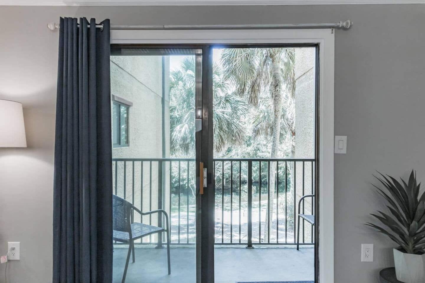 Forest Beach Condo Walk To Coligny, Pool, Tennis Хилтън Хед Айлънд Екстериор снимка